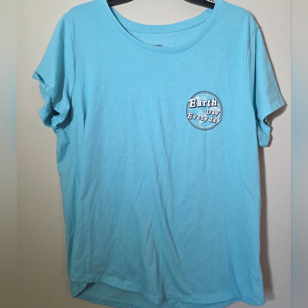 EUC Sonoma Womens "Earth Day Everyday" Graphic Tee